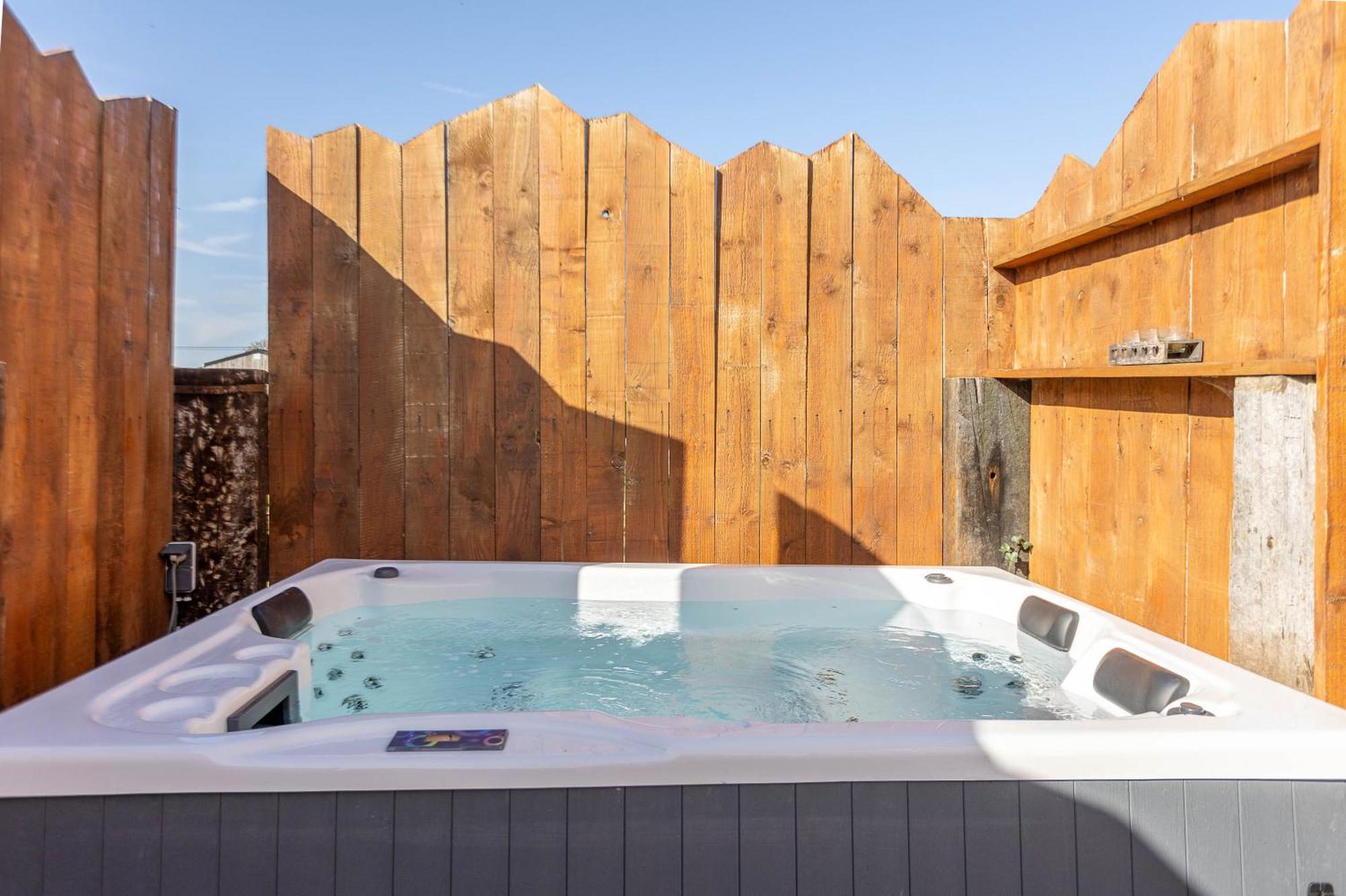 Les Tiny Du Pre Mathy - Logements Insolites Avec Jacuzzi A Profondeville Eksteriør billede