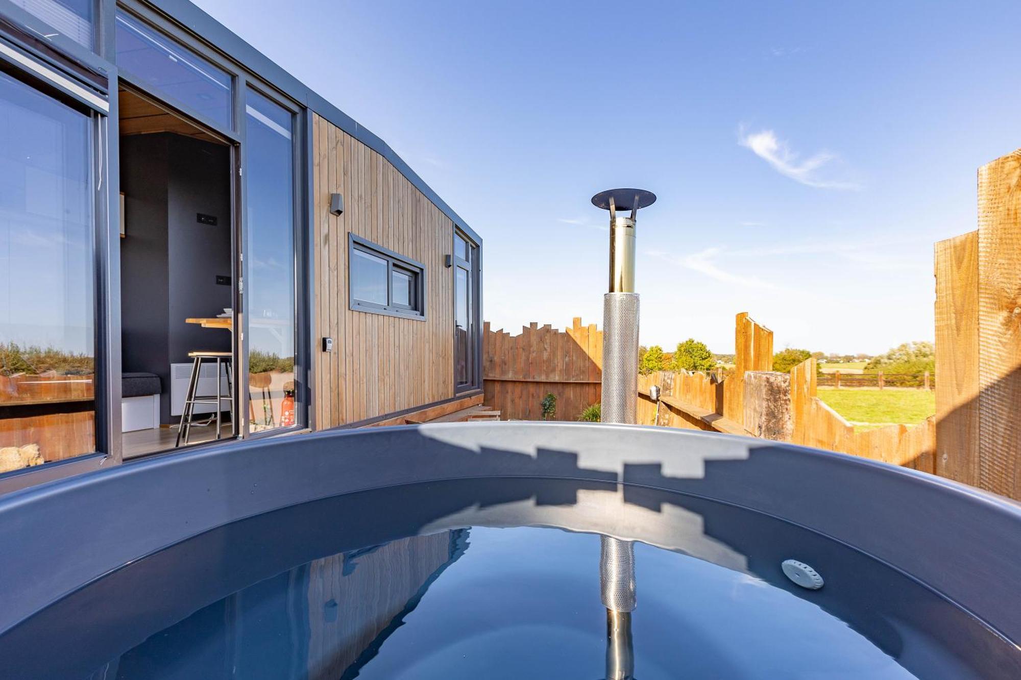 Les Tiny Du Pre Mathy - Logements Insolites Avec Jacuzzi A Profondeville Eksteriør billede